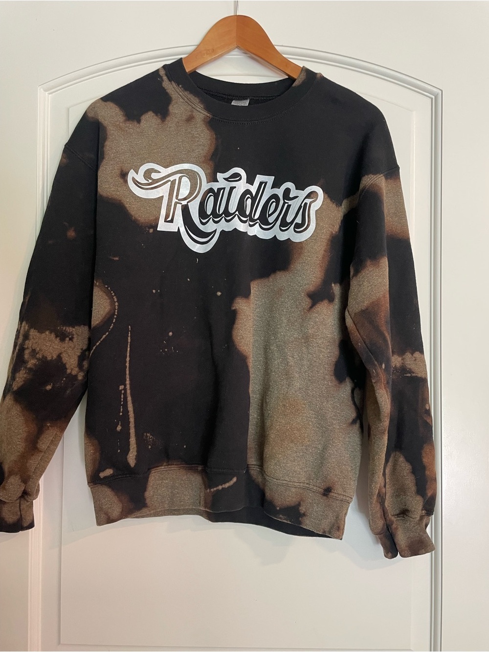 Raiders Bleach Tie Dye Sweatshirt Black Tan Beige Size M Excellent Condition